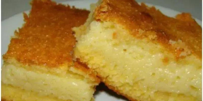 Bolo cremoso de fubá com goiaba
