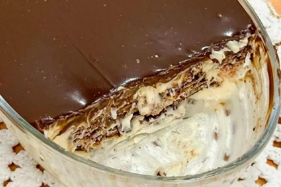 sobremesa gelada cremosa com camadas