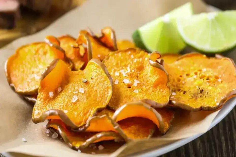 A palavra chave com base no artigo é chips de batata-doce assados.