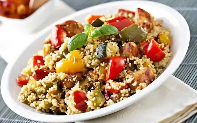 A palavra-chave com base no artigo é 'Tabule de Quinoa'.