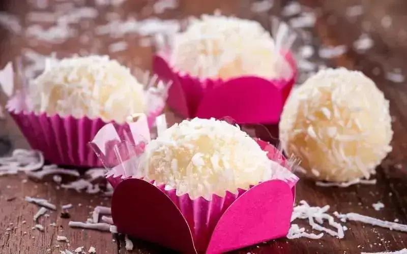 A palavra-chave com base no artigo fornecido é beijinho de microondas.