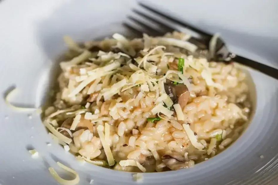 A palavra chave com base no artigo fornecido é risoto de cogumelos.