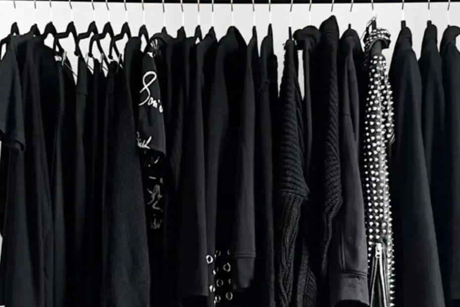 Lavagem de Roupas Pretas