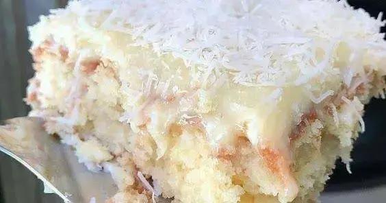 Bolo de Coco Gelado