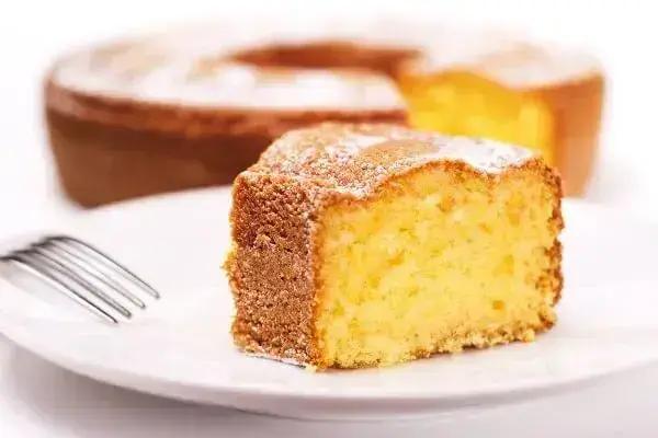 Bolo de iogurte natural